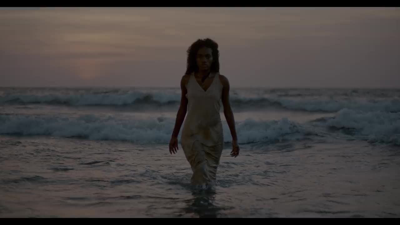 Extrait vidéo du film  L éternelle sorcière